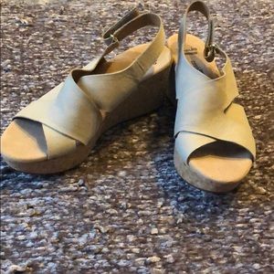 Clark’s Nude Wedges